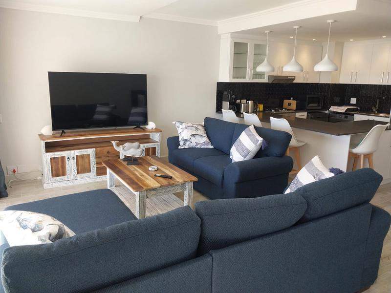 2 Bedroom Property for Sale in Bloubergstrand Western Cape